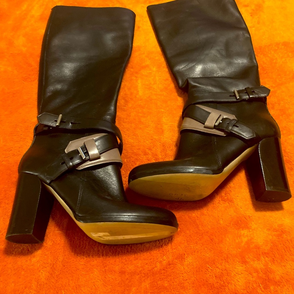 Reed Krakoff made in Italy. 37 (US 6.5). Dark Brown.